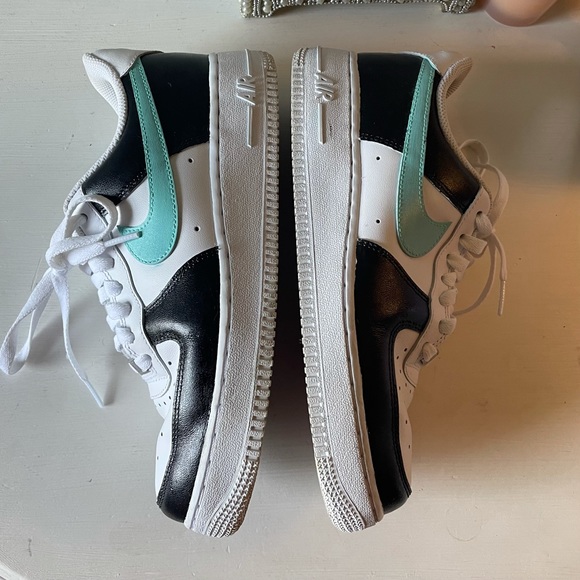 Nike Air Force 1 Painted - Picture 3 of 5